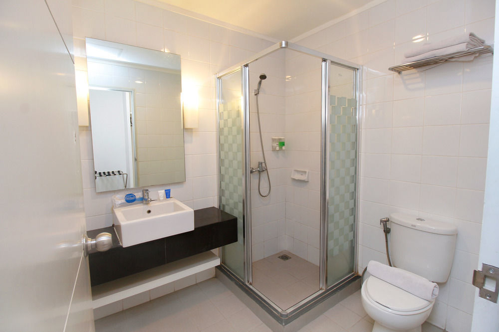 Airy Glodok Pinangsia Raya Jakarta Exterior photo