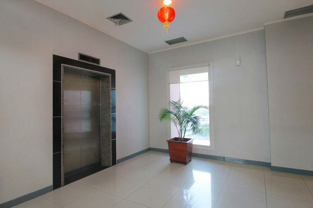 Airy Glodok Pinangsia Raya Jakarta Exterior photo