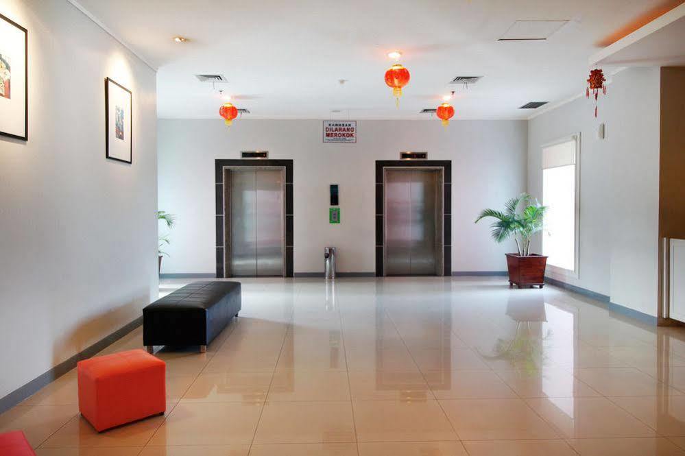 Airy Glodok Pinangsia Raya Jakarta Exterior photo
